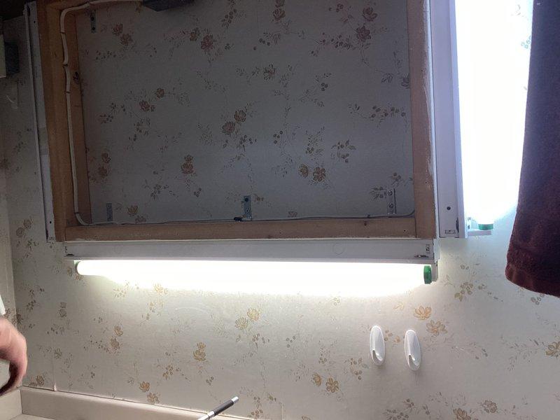 Replaced faulty light bulb sockets in bathroom, successfully restoring functionality to the fixture. Inspected existing wiring connections and ensured proper installation of new components for safety compliance.