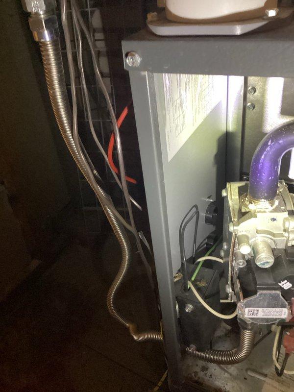 Completed annual heating tune-up on a 10-year-old furnace with contract maintenance valid through 2025. Inspected electrical connections, gas valve assembly, and pressure switch components. No issues found with the system; all components operating within normal parameters. No humidifier service required.