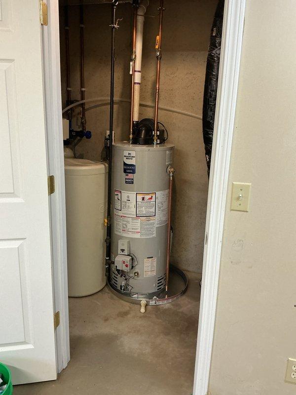Successfully installed a new 40-gallon natural gas water heater (PV NG 6/6) in utility closet. Connected all required copper and PVC piping to existing plumbing system, ensuring proper ventilation. Unit was tested and confirmed to be functioning correctly with no leaks.