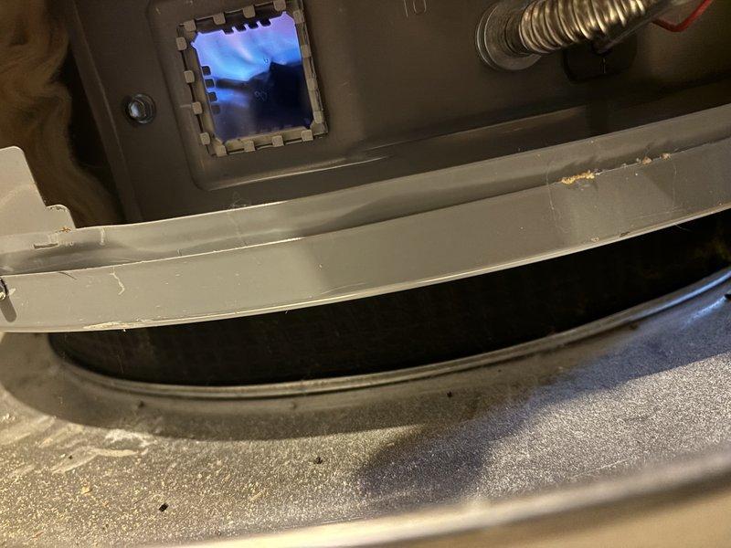 Responded to emergency service call for 3-year-old water heater with extinguished pilot light that customer could not restart. Inspected thermocouple and gas control valve assembly (model CM:2025), confirmed pilot light was functioning properly after cleaning and adjusting components. Verified proper operation of water heater before completing service.