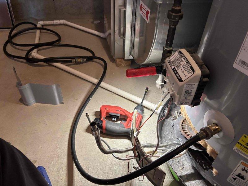 Completed annual heating service on 3-year-old Carrier furnace. Performed comprehensive tune-up including inspection of ignition system, heat exchanger, and electrical connections. Noted humidifier on club membership plan is not currently operational; system otherwise functioning within normal parameters.