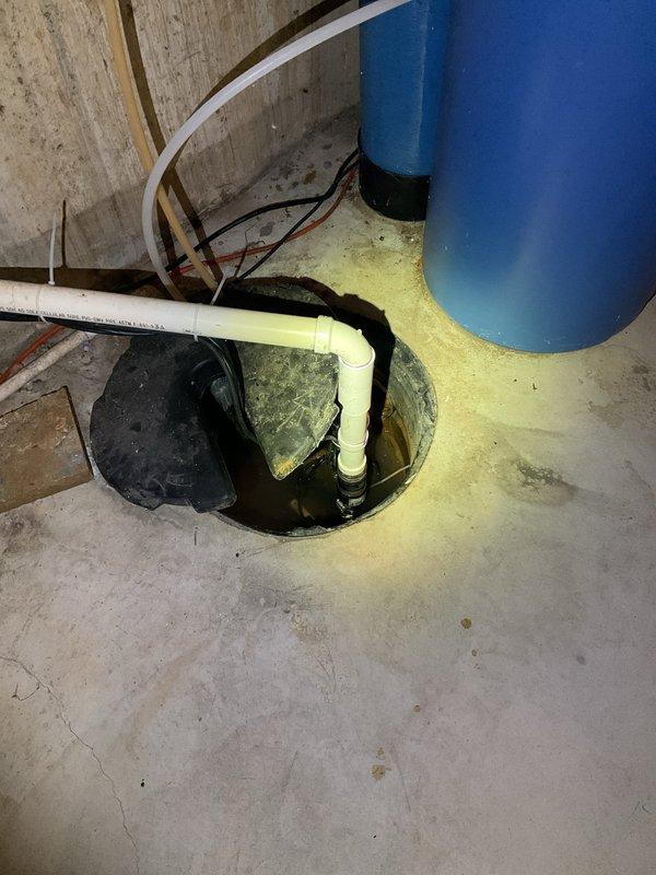 Responded to sump pump failure caused by malfunctioning float switch. Replaced defective float switch assembly to restore proper automatic operation of the primary sump pump system. Verified battery backup system functionality and tested pump cycling to ensure reliable water removal from basin upon completion.