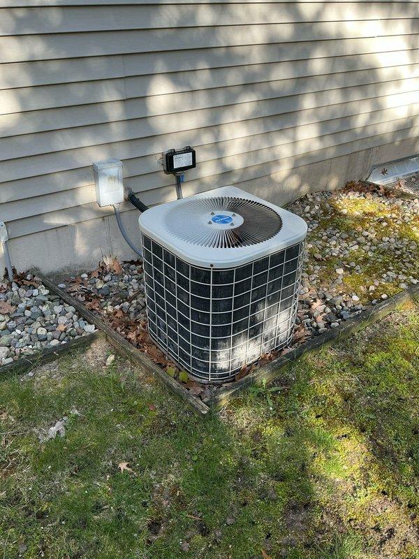 Conducted on-site assessment for furnace replacement estimate at residential property. Evaluated existing HVAC system including outdoor AC condenser unit and indoor furnace with ductwork installation in utility space. Documented current equipment configuration, electrical disconnect components, and duct routing to provide comprehensive replacement proposal.