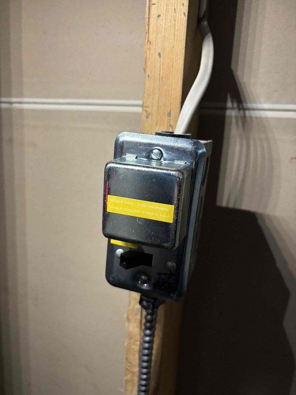 Responded to service call for newly installed air conditioning system not operating. Performed troubleshooting procedures on equipment installed in May. Inspected electrical disconnect switch and gas furnace control valve assembly. System evaluated and diagnostic procedures completed to identify cause of cooling failure.