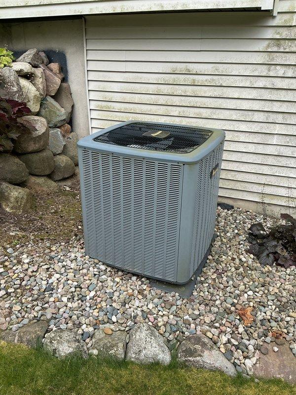Installed a 75-gallon natural gas power vent water heater with 6-year tank and 1-year parts warranty, including a new expansion tank to meet code requirements. All connections were completed with proper venting, gas line hookup, and pressure relief valve installation, with system tested and verified operational upon completion.