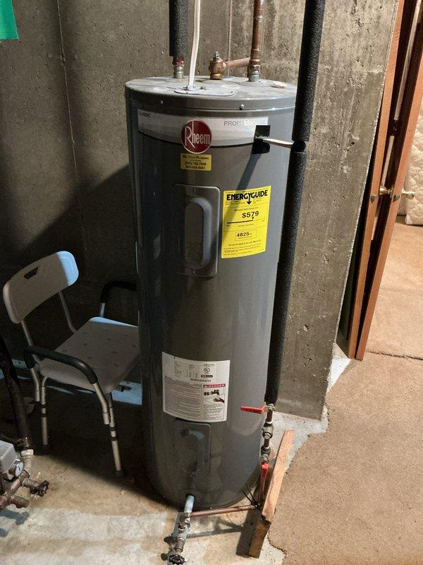 Completed annual cooling maintenance on 26-year-old Goodman air conditioning system with condenser model year 2020. Performed comprehensive tune-up including inspection of outdoor unit, verified proper operation of all components, checked refrigerant levels, cleaned condenser coils, and confirmed electrical connections at disconnect box. Unit operating within normal parameters with no immediate service needs identified.