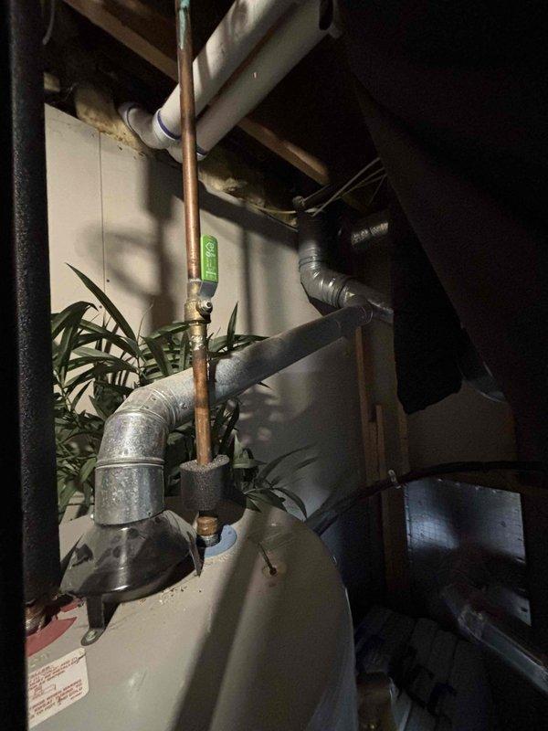 Completed annual heating maintenance on 15-year-old Energi furnace and humidifier system. Performed comprehensive tune-up including inspection of all mechanical components, electrical connections at panel, copper piping system, and associated HVAC equipment. All systems operating within normal parameters; documentation photos captured for service records.