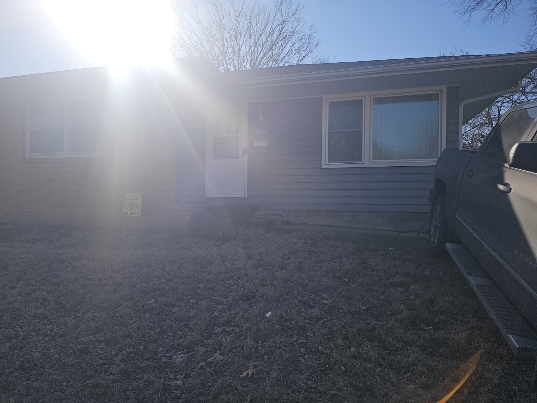 A homeowner contacted us about a leak and staining on their kitchen ceiling. Upon inspection, we found a lead pipe protruding from the ceiling, right where the stain was. The boot around the pipe was clogged with pine needles and pine cones. We removed the ceiling fan to access the pipe and thoroughly cleaned it. We also replaced the boot to ensure a proper seal. This resolved the leak and prevented future issues. The homeowner was pleased with the work, and the problem was successfully addressed.