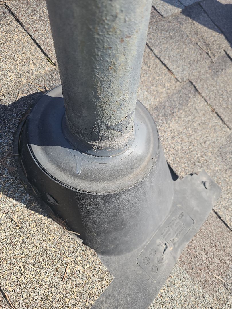 A homeowner contacted us about a leak and staining on their kitchen ceiling. Upon inspection, we found a lead pipe protruding from the ceiling, right where the stain was. The boot around the pipe was clogged with pine needles and pine cones. We removed the ceiling fan to access the pipe and thoroughly cleaned it. We also replaced the boot to ensure a proper seal. This resolved the leak and prevented future issues. The homeowner was pleased with the work, and the problem was successfully addressed.