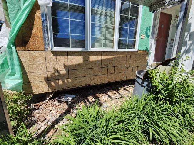 We replaced the entire siding, discovering and fixing rotted wood. Our thorough approach ensured no further issues. The satisfied customers praised our quality work.