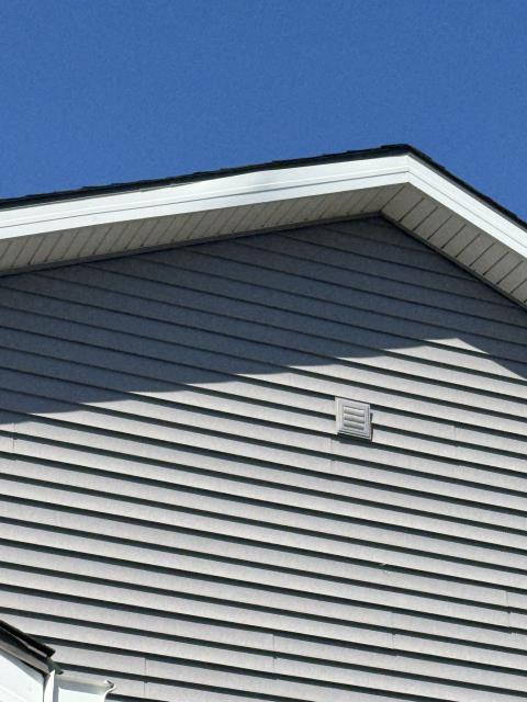 We replaced a damaged piece of fascia, ensuring a seamless fit. The homeowner is thrilled with the improved appearance and functionality.