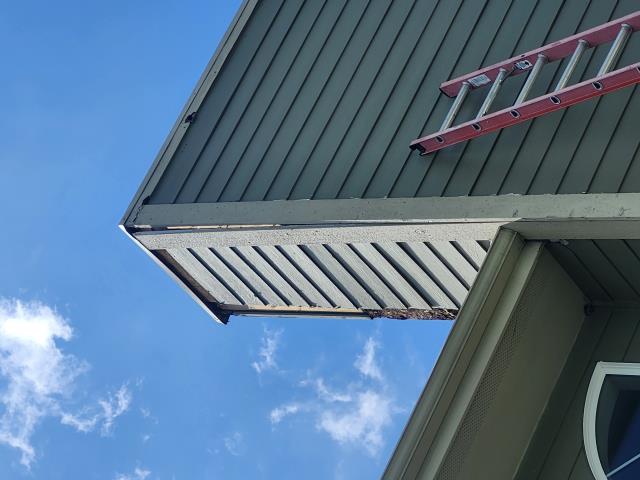 We inspected the chimneys and found damage. We redecked them, ensuring a solid foundation. The re-siding process was thorough, resulting in two beautifully restored chimneys.