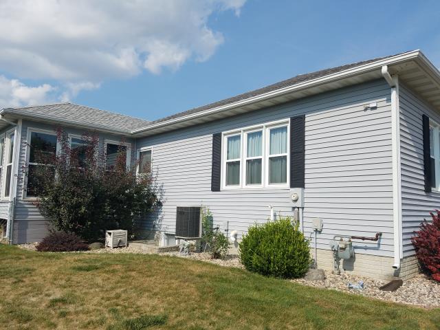 We completely replaced the old roofing on this Des Moines, IA home with high-quality materials, ensuring lasting durability and protection. The job was completed efficiently, leaving the home well-protected from the elements.