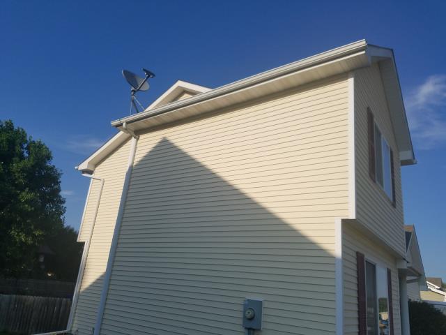 We meticulously removed the old roofing, installed new underlayment, and laid down high-quality shingles in Polk City, IA, ensuring a durable, weather-resistant roof built for long-lasting protection.