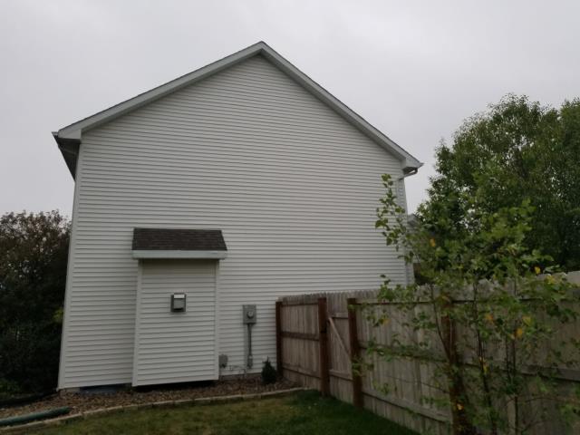 We installed a brand-new roof on the house in Johnston, IA, ensuring durability and aesthetics. Additionally, we meticulously repaired the siding, enhancing the home's exterior protection and appearance.