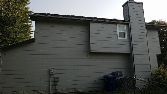 We completed a comprehensive roofing replacement in Des Moines, IA, removing old shingles and installing new, high-quality materials to ensure durability and protection for the home.