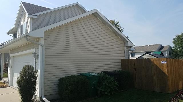 We completely replaced the old roof, installed new gutters, and repaired the fascia in Johnston, IA. The job was completed using high-quality materials and careful attention to detail.