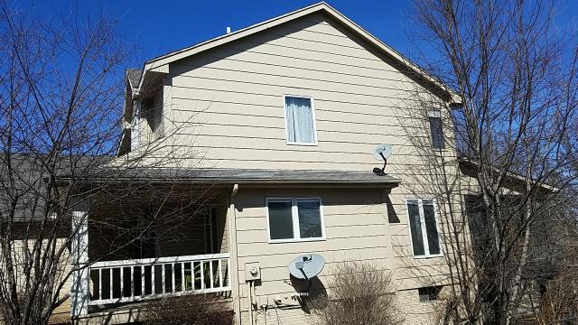 For this home in Urbandale, IA, we completed a full roof replacement, removing the old shingles and installing high-quality new materials for lasting durability, protection, and a refreshed appearance.