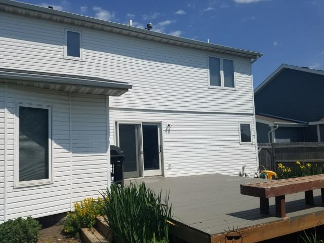 On this home in Urbandale, IA, we completed a full roof replacement, removing the old shingles and installing high-quality new materials to provide lasting durability and protection.