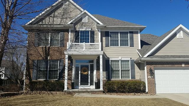 On this home in Johnston, IA, we completed a full roof replacement, removing the old shingles and installing new ones. We also replaced the gutters to improve drainage and help protect the home from water damage.
