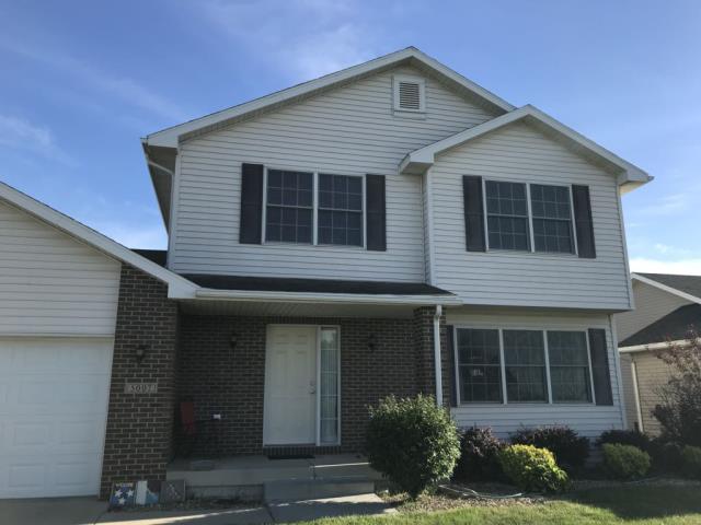 We completed a full roof replacement on this Ames, IA home using high-quality materials for lasting protection. We also repaired the siding, restoring a smooth, secure finish and enhancing the home’s overall appearance.