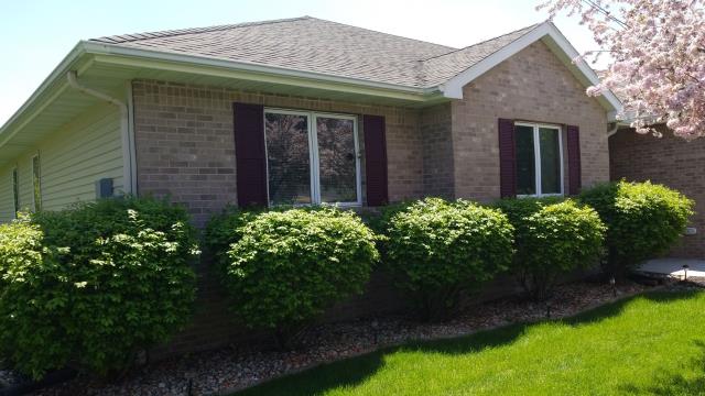 This Ames, IA home received a complete roofing upgrade, with the existing shingles removed and a new roof installed for dependable protection and a refreshed appearance.