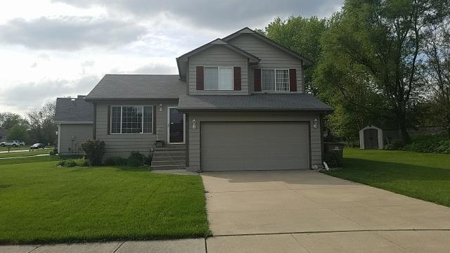 We completed a full roof replacement on this West Des Moines, IA home, installing high-quality shingles to provide lasting durability and protection.