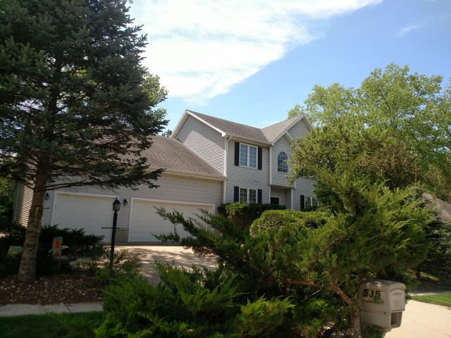 We completed a full roof replacement, along with siding and fascia repairs, on this West Des Moines, IA home, enhancing its durability and curb appeal.