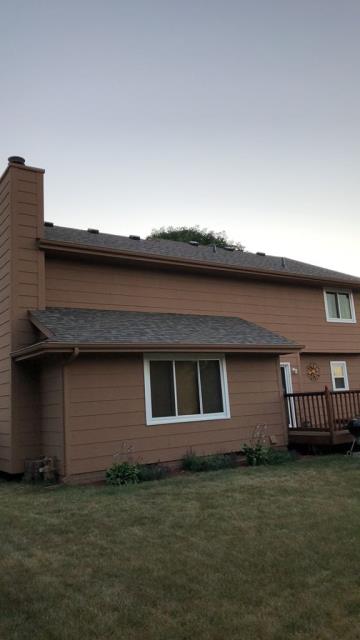 We completed a full roof replacement on this West Des Moines, IA home, removing the existing roofing and installing high-quality materials to provide lasting durability and reliable protection against the elements.
