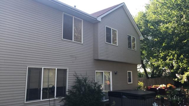 We completed a full roof replacement on this Des Moines, IA home, along with fascia and downspout repairs to improve water drainage, enhance curb appeal, and provide lasting protection.
