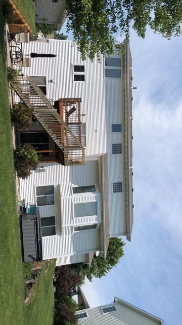 We replaced the existing roof on this Urbandale, IA home, installing quality shingles and roofing materials to provide lasting durability and reliable protection against the elements. 