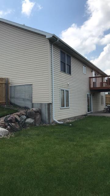 We completed a full roof replacement on this Urbandale, IA home, upgrading the existing roofing with quality materials designed to improve durability, energy efficiency, and overall protection.