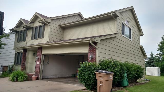 Our team replaced the roof on this West Des Moines, IA home, carefully installing new shingles and ensuring proper flashing and sealing for reliable protection against leaks and the elements.