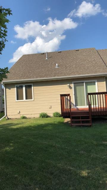 Our team completed a full roof replacement in Urbandale, IA, removing the existing roofing materials and installing new underlayment and shingles. We paid close attention to proper fit, ventilation, and drainage to ensure a clean finish and dependable protection for the home.