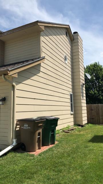 Our team completed a full roof replacement in West Des Moines, IA, installing new roofing materials for lasting protection and a refreshed appearance. We also replaced the gutters and downspouts to improve drainage and help direct water away from the home, leaving the exterior looking clean and well-maintained.