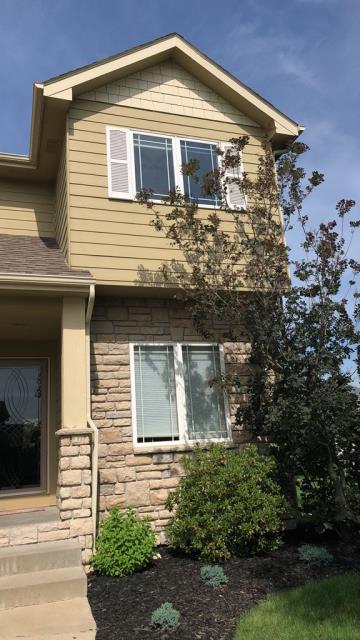 Our team completed a comprehensive roof replacement in Urbandale, removing the old roofing materials and inspecting the underlying structure before installing new underlayment and high-quality shingles. We carefully secured and sealed all edges to help prevent leaks and ensure lasting durability. The finished roof gives the home a refreshed appearance and dependable protection against the elements.