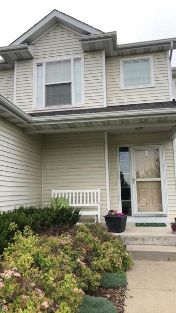 Our team completed a full roof replacement in Urbandale, IA, removing the old roofing materials and installing new, high-quality shingles. We focused on proper installation and checked for potential issues to ensure a durable, weather-resistant finish. The completed project gives the home a refreshed appearance and long-lasting protection.