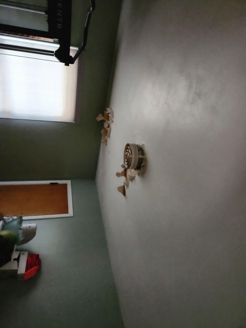 Ceiling stain from an active leak on 53rd St in Deerfoot Acres, NW Des Moines. The leak often isn't right above the stain; water runs along rafters first. We inspected the drywall and attic to trace it to the source. Thank you for trusting us! A Google review helps your neighbors find us.