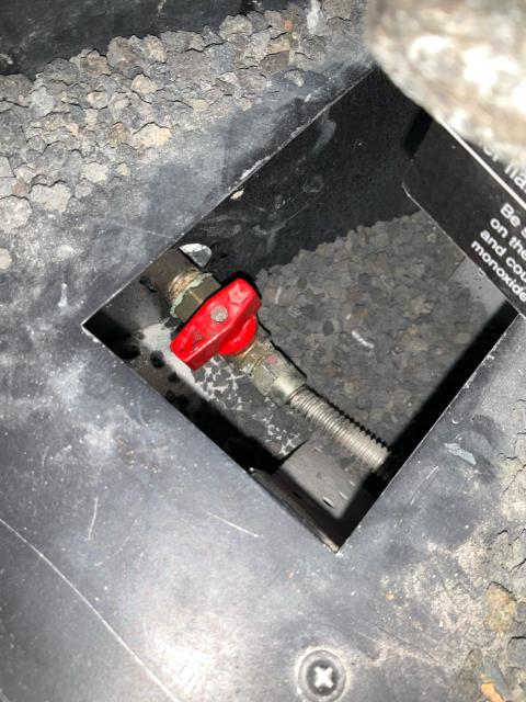 Diagnose gas issue on fireplace.