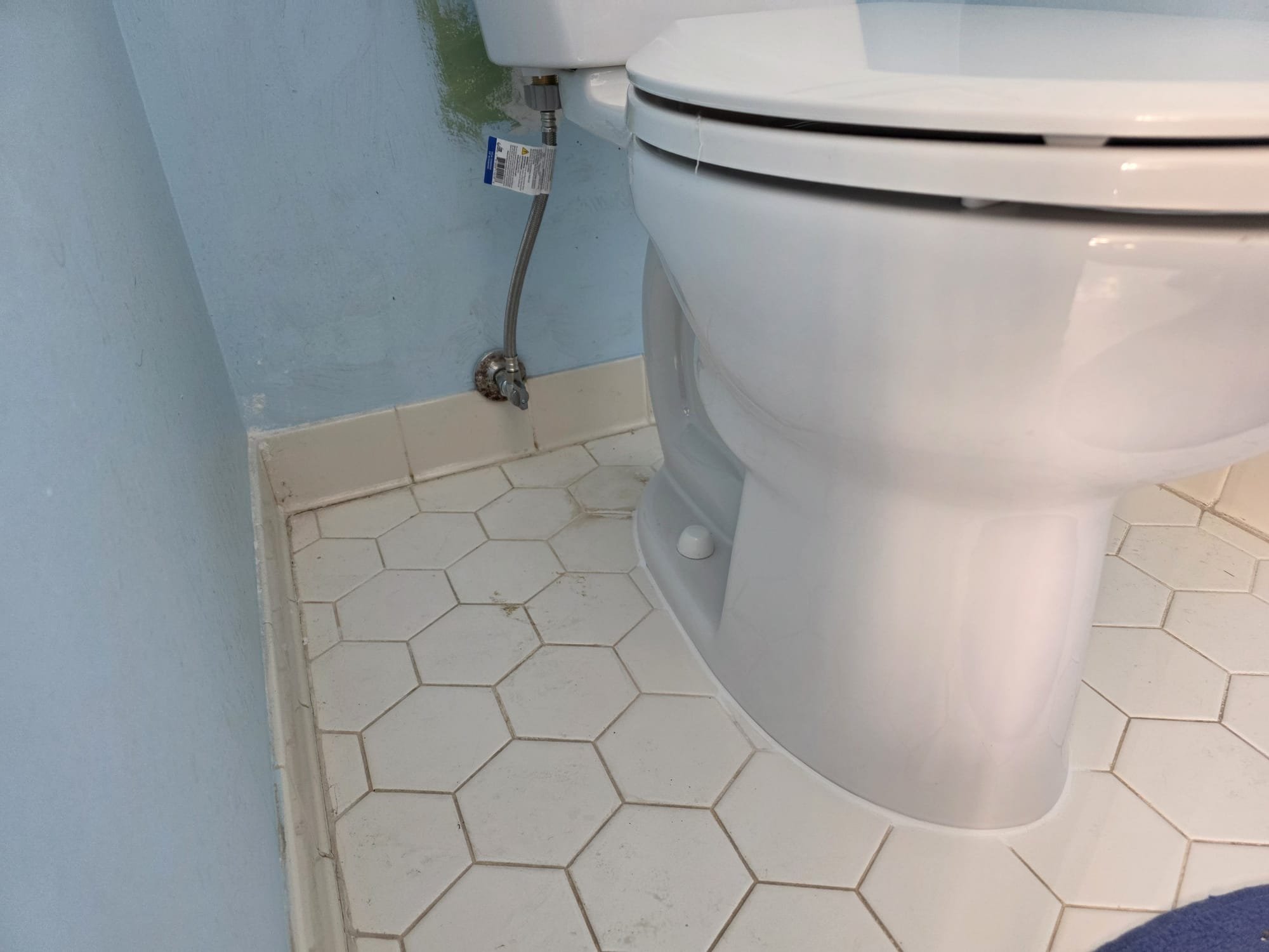 Vanity & Toilet