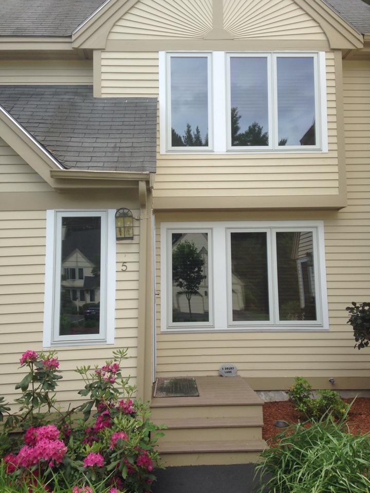 Nashua, NH - Renewal by Andersen Boston inspecting caulking Nashua, NH - Renewal by Andersen Boston inspecting caulking