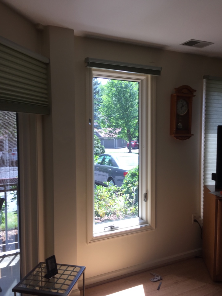 Worcester, MA - Renewal by Andersen of Boston!!! Adjusting a casement window Worcester, MA - Renewal by Andersen of Boston!!! Adjusting a casement window