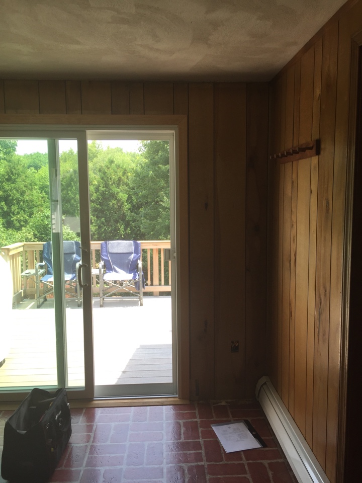 Shrewsbury, MA - Renewal by Andersen of Boston!!! Fixing a piece of paneling Shrewsbury, MA - Renewal by Andersen of Boston!!! Fixing a piece of paneling