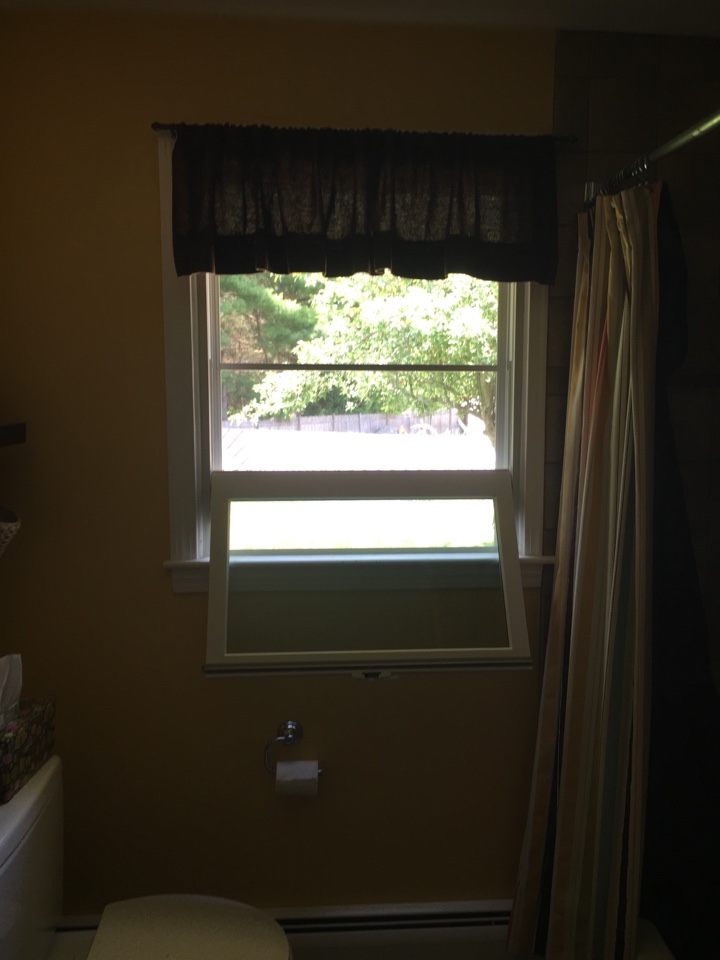 Nashua, NH - Renewal by Andersen of Boston!!! Replacing a interlock Nashua, NH - Renewal by Andersen of Boston!!! Replacing a interlock