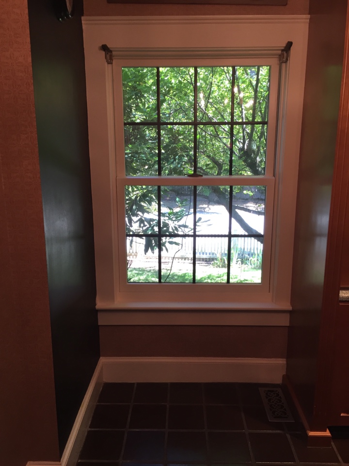 Nashua, NH - Renewal by Andersen of Boston !!!Inspecting a DB window Nashua, NH - Renewal by Andersen of Boston !!!Inspecting a DB window