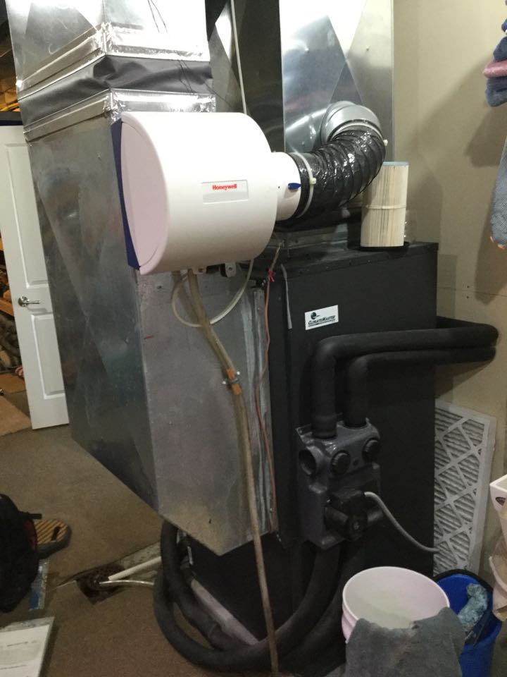 Humidifier water leak repair 