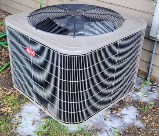 Schaumburg, IL - Completing the air conditioners maintenance for the year. Cleaning the outdoor unit. Testing it's operation and efficiency to help avoid any breakdowns this cooling season. Schaumburg, IL - Completing the air conditioners maintenance for the year. Cleaning the outdoor unit. Testing it's operation and efficiency to help avoid any breakdowns this cooling season.