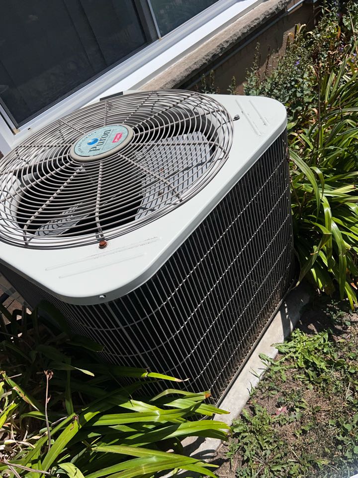 Palatine, IL - Performing annual AC maintenance check on Bryant unit. Replacing air filter. Taking amp draw on motor. Palatine, IL - Performing annual AC maintenance check on Bryant unit. Replacing air filter. Taking amp draw on motor.