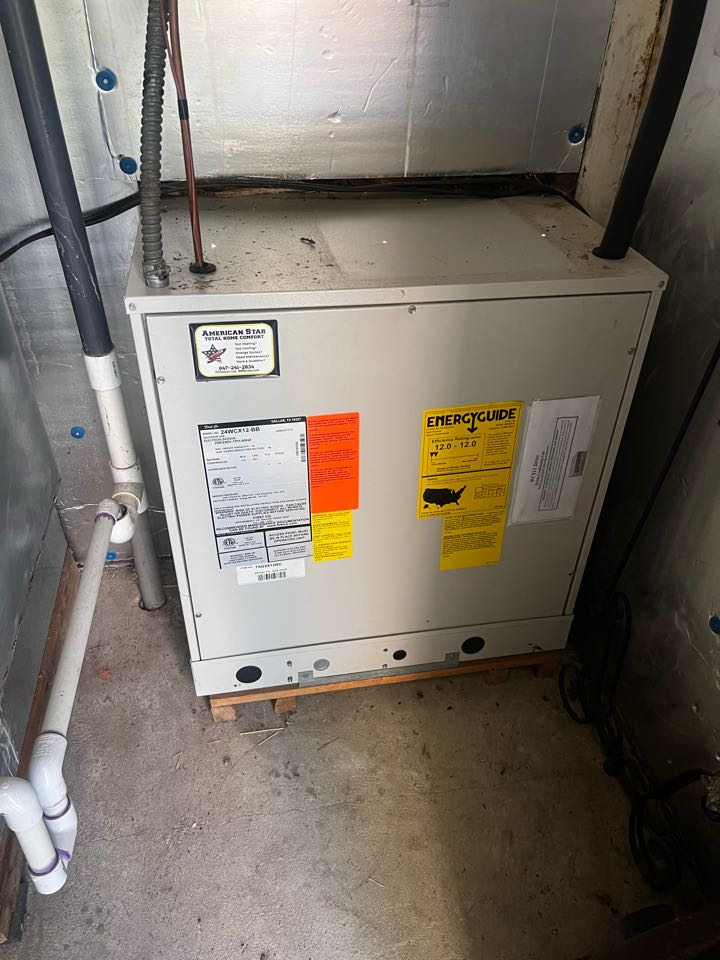 Schaumburg, IL - Performing annual ac preventive maintenance check on First Co ac unit. Taking amp draw. Taking temp drop. Schaumburg, IL - Performing annual ac preventive maintenance check on First Co ac unit. Taking amp draw. Taking temp drop.