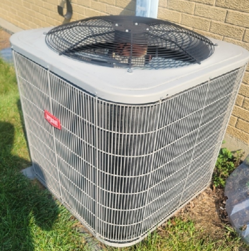 Itasca, IL - Performing the annual recommended maintenance on the air conditioning system. Testing the efficiency of the equipment. Cleaning the outdoor coil. installing an upgraded compressor saver kit to help prolong the expected service life. Itasca, IL - Performing the annual recommended maintenance on the air conditioning system. Testing the efficiency of the equipment. Cleaning the outdoor coil. installing an upgraded compressor saver kit to help prolong the expected service life.